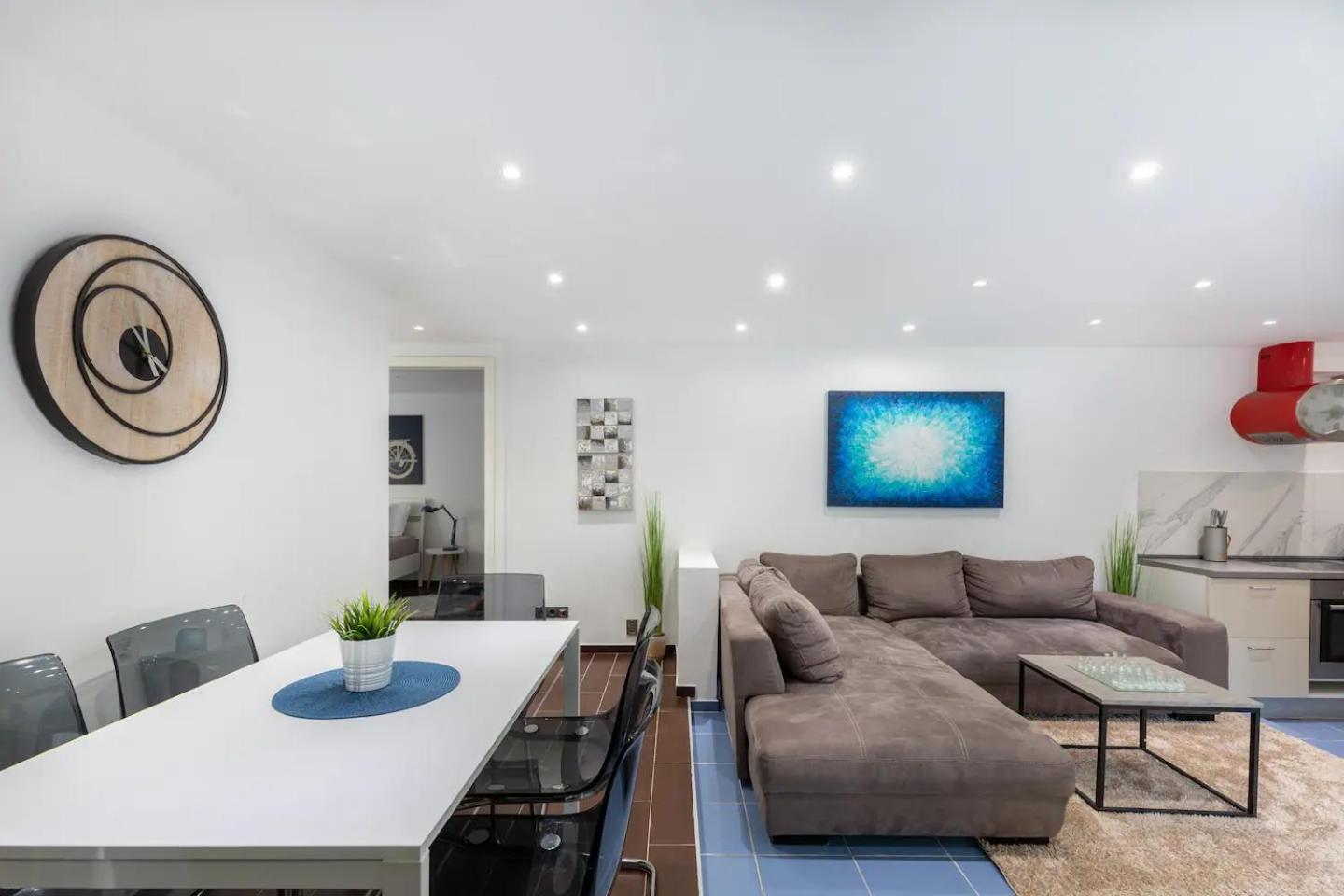 Wellness Private Space In Gozdu With Jacuzzi In Cbd Apartment *
