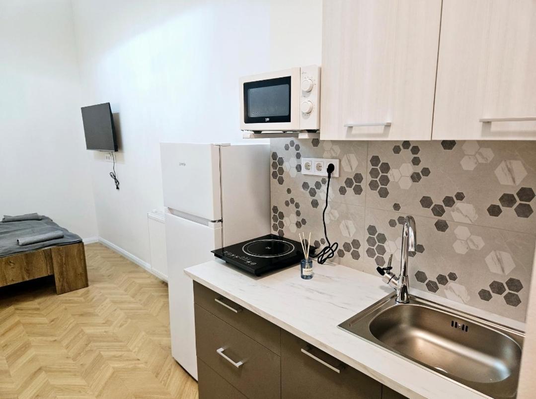 Designer Near Kalvin Square * Budapest