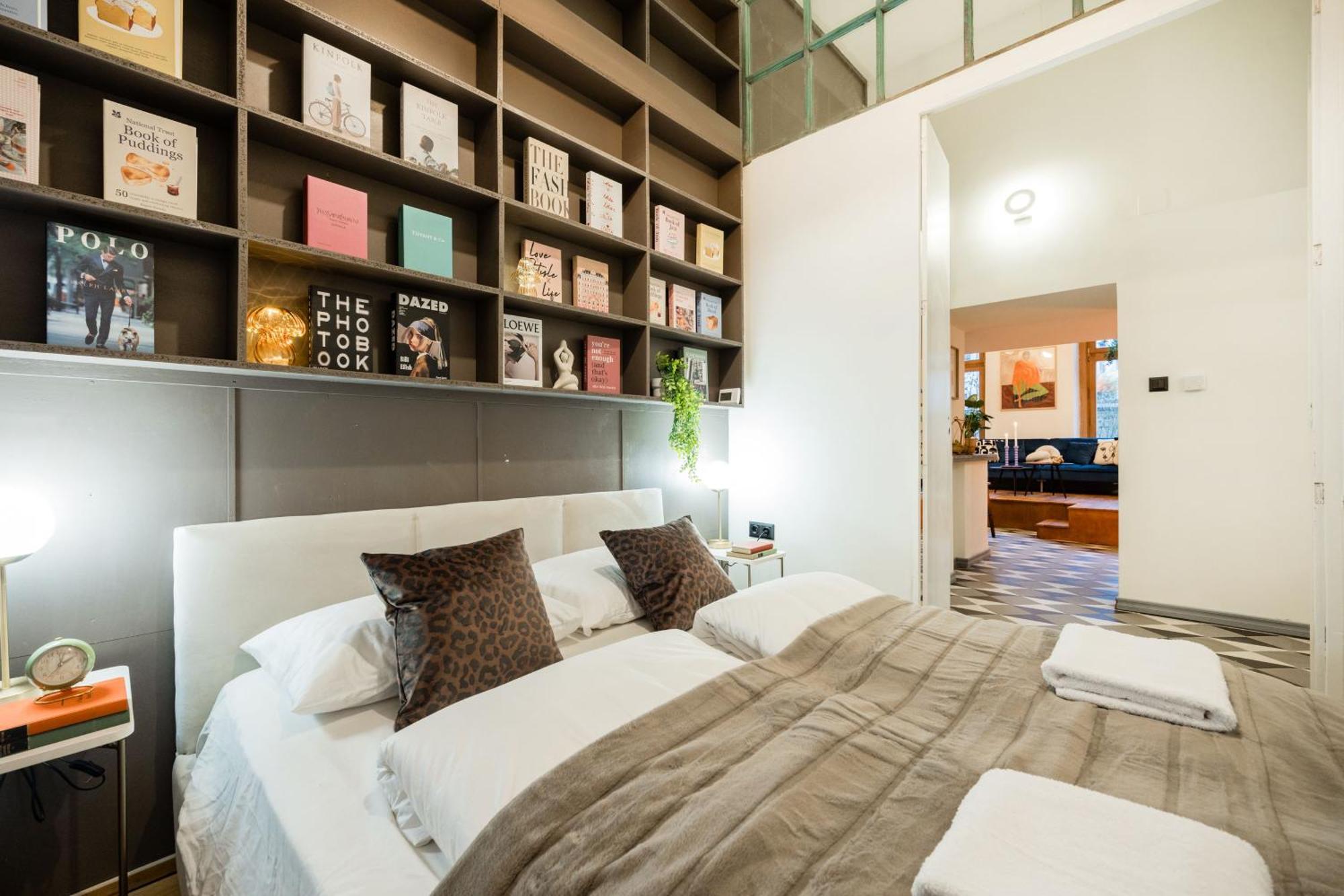 Spacious 5br Retreat For 16 By Dohany Synagogue & Fashion St Appartamento