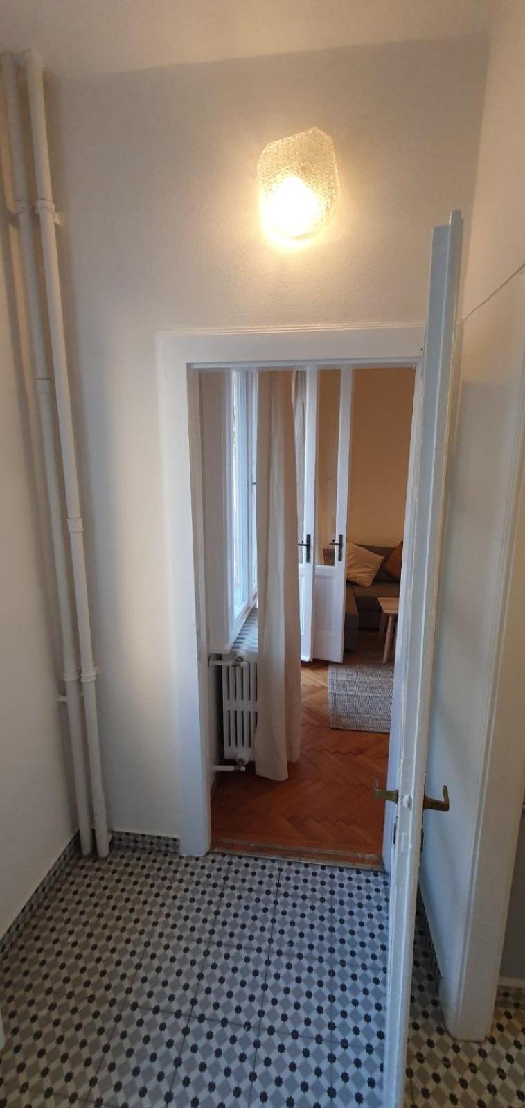 Somogyi With Balcony Apartman Budapest