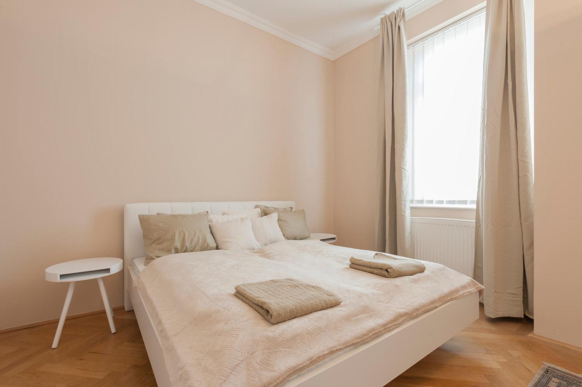 View To The Roofs Luxury With 2 Bedrooms Appartement *