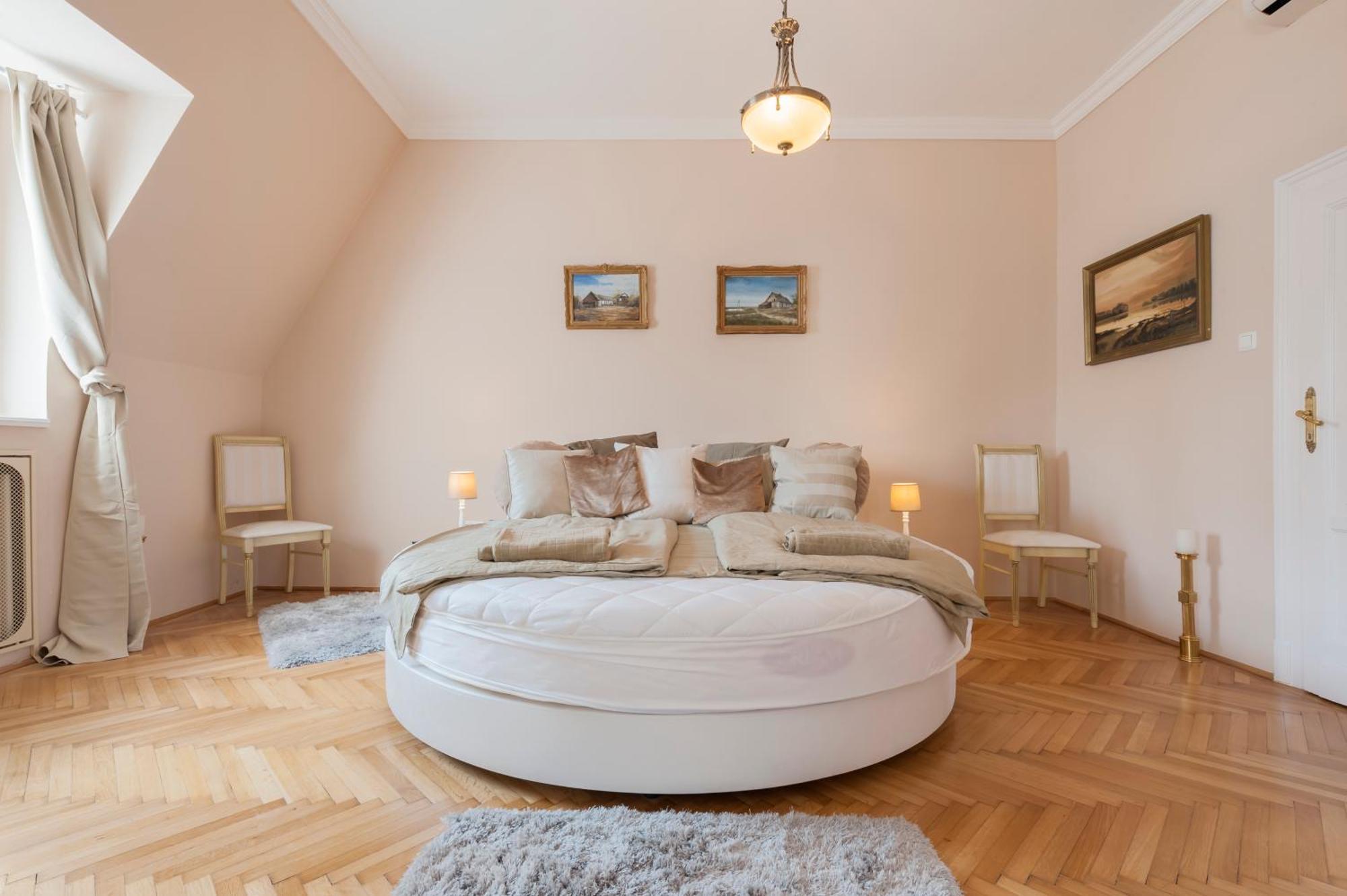 View To The Roofs Luxury With 2 Bedrooms Appartement *