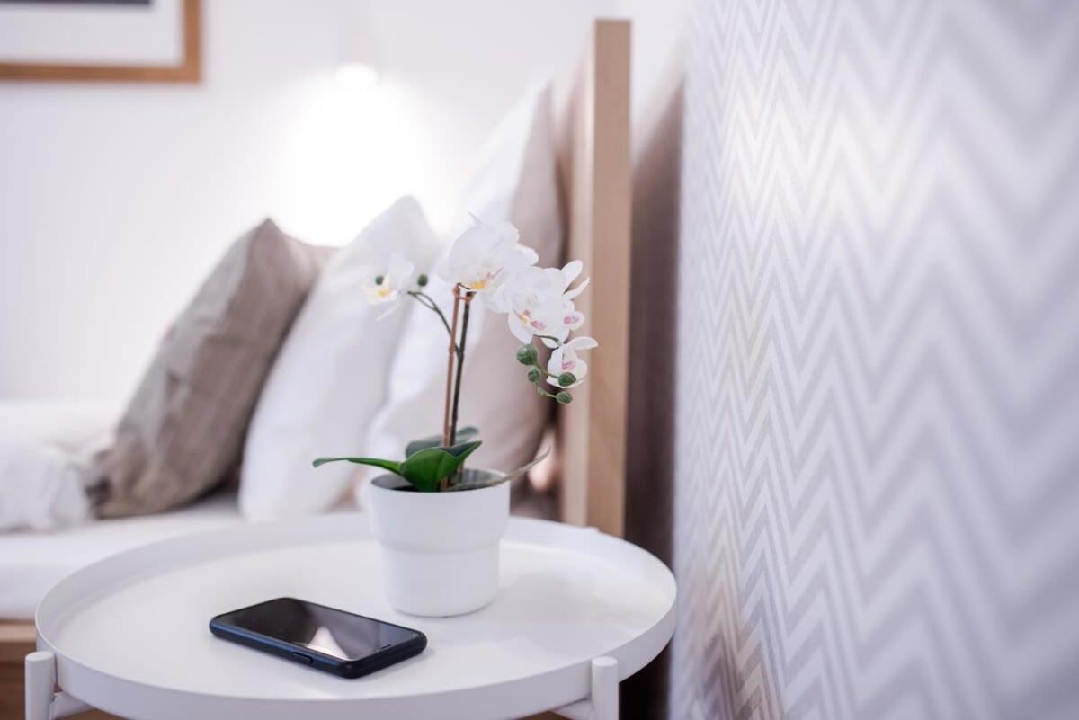Apartamento Lovely In The Heart Of *