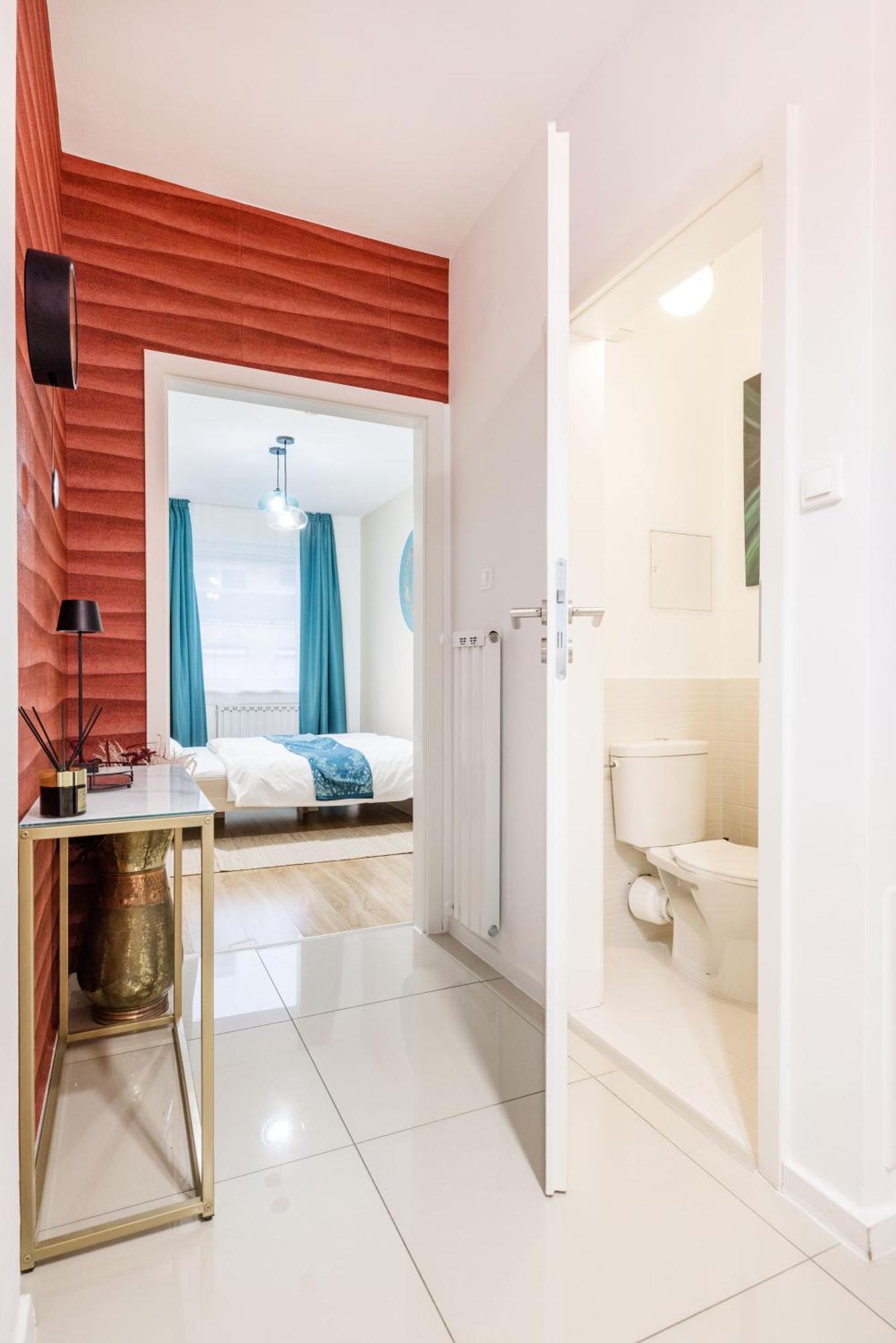 Chic Downtown Getaway Appartamento Budapest