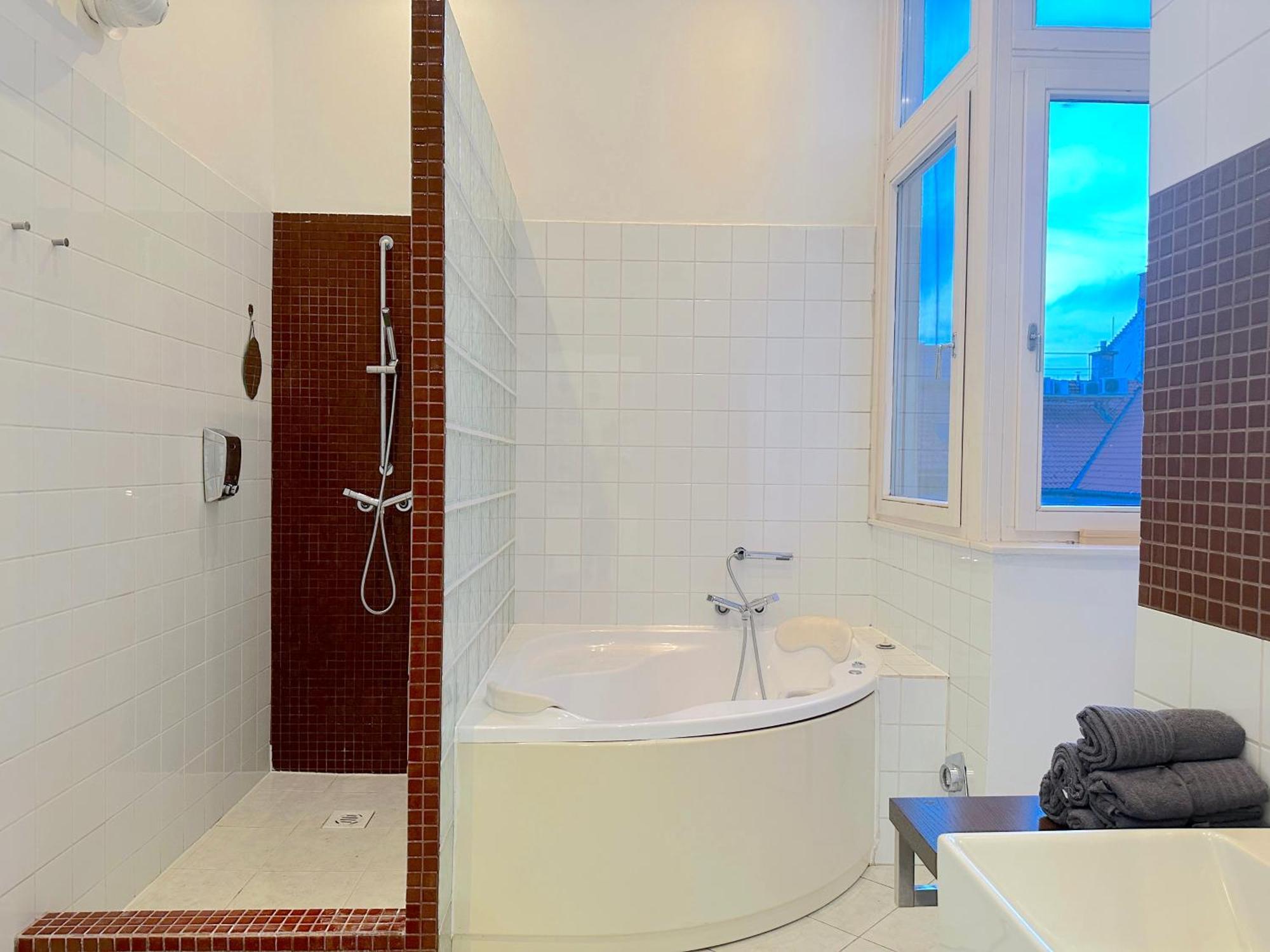 Appartamento Stunning 150m2 3-bedroom With Balcony