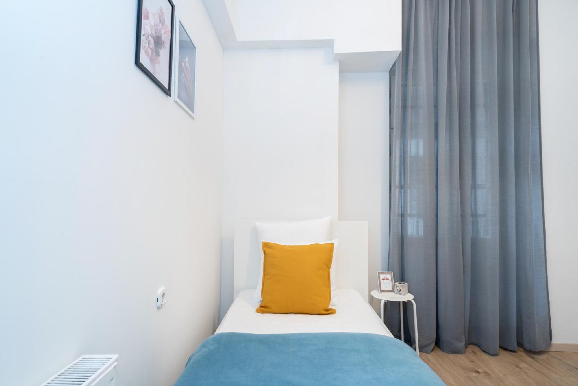 Vaci Street Centre Modern With 3brs Ac *