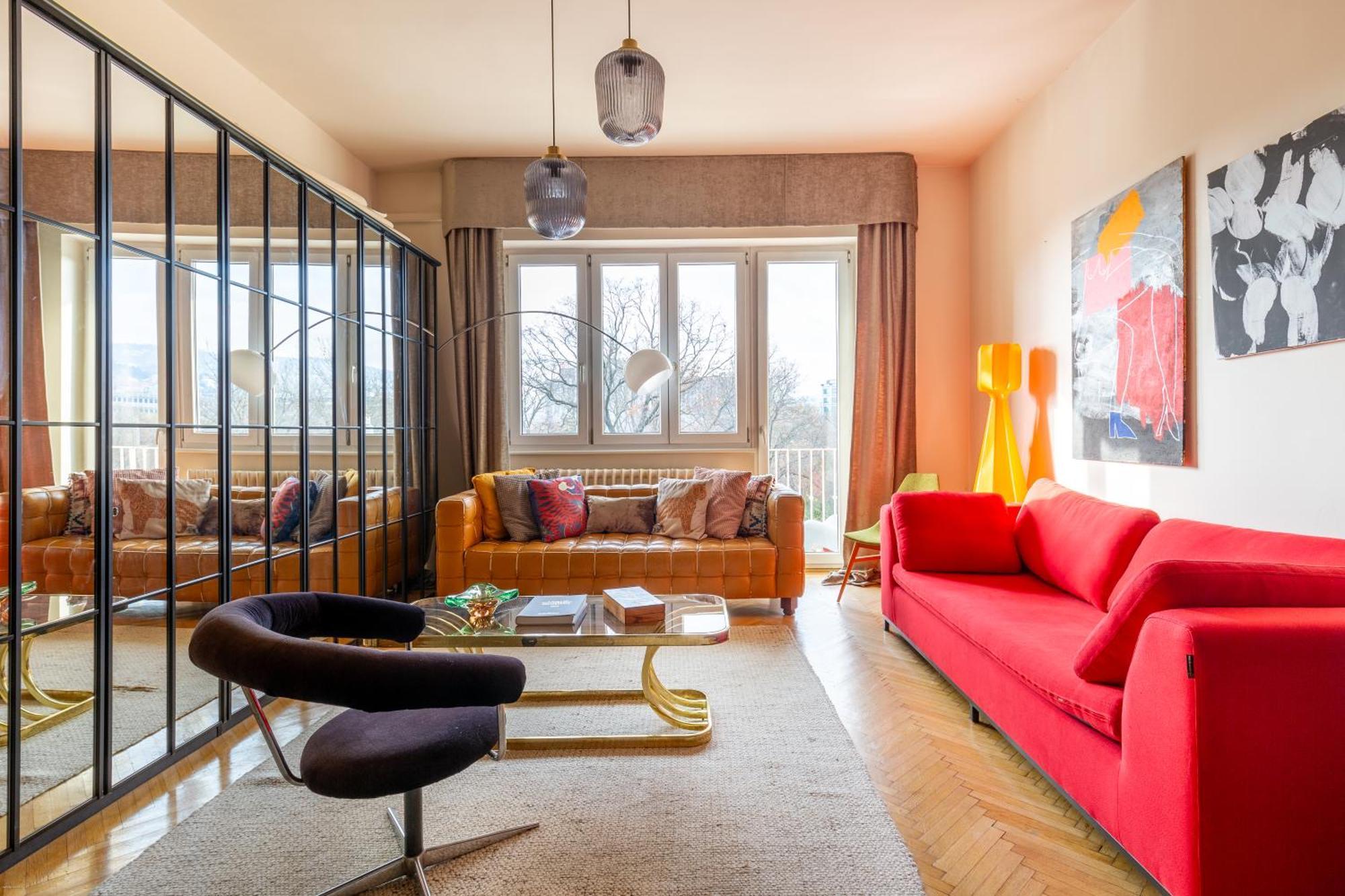 Artist By Stn Apartment