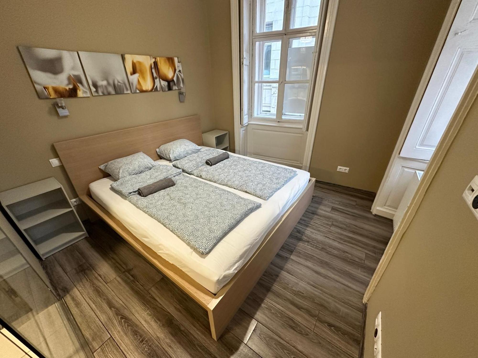 Downtown Life At Vaci Street Apartment
