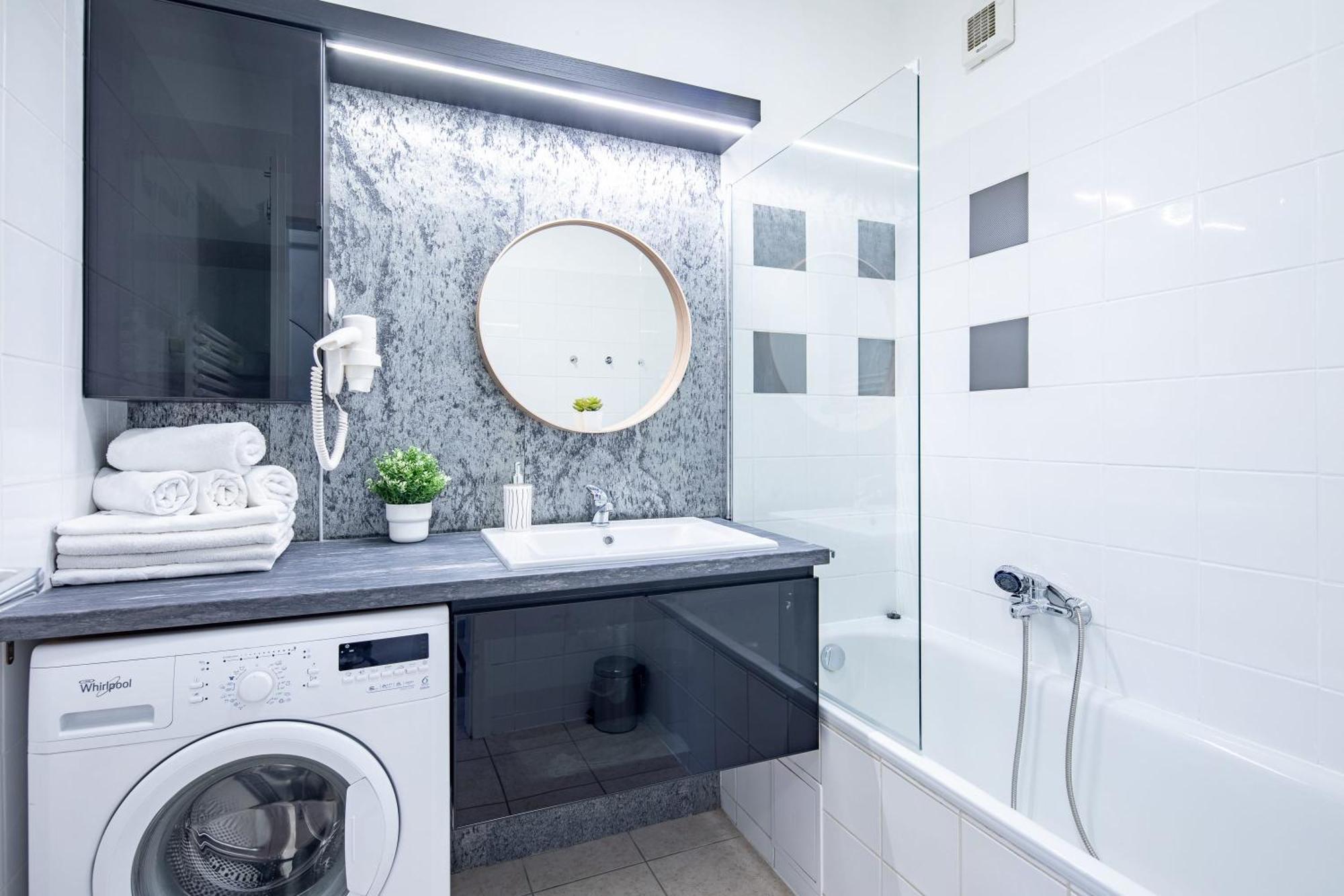 Ultra - Free Parking - Sunny Apartamento