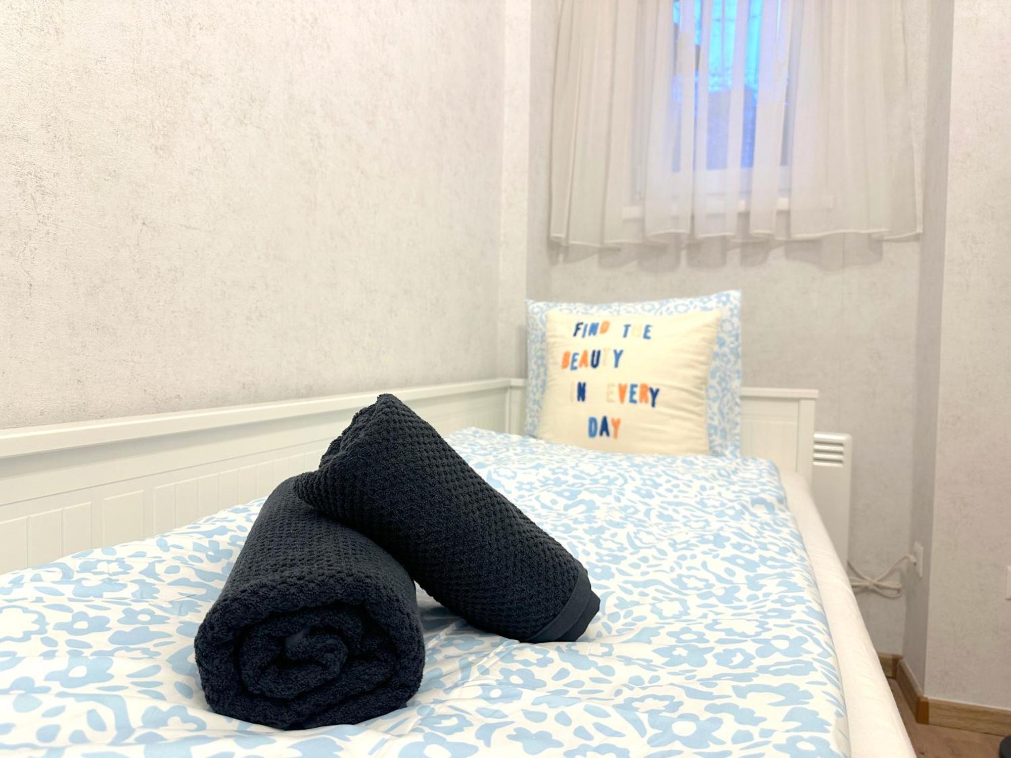 Heart Of The Cozy Corner With Free Parking & Ac Apartmán *