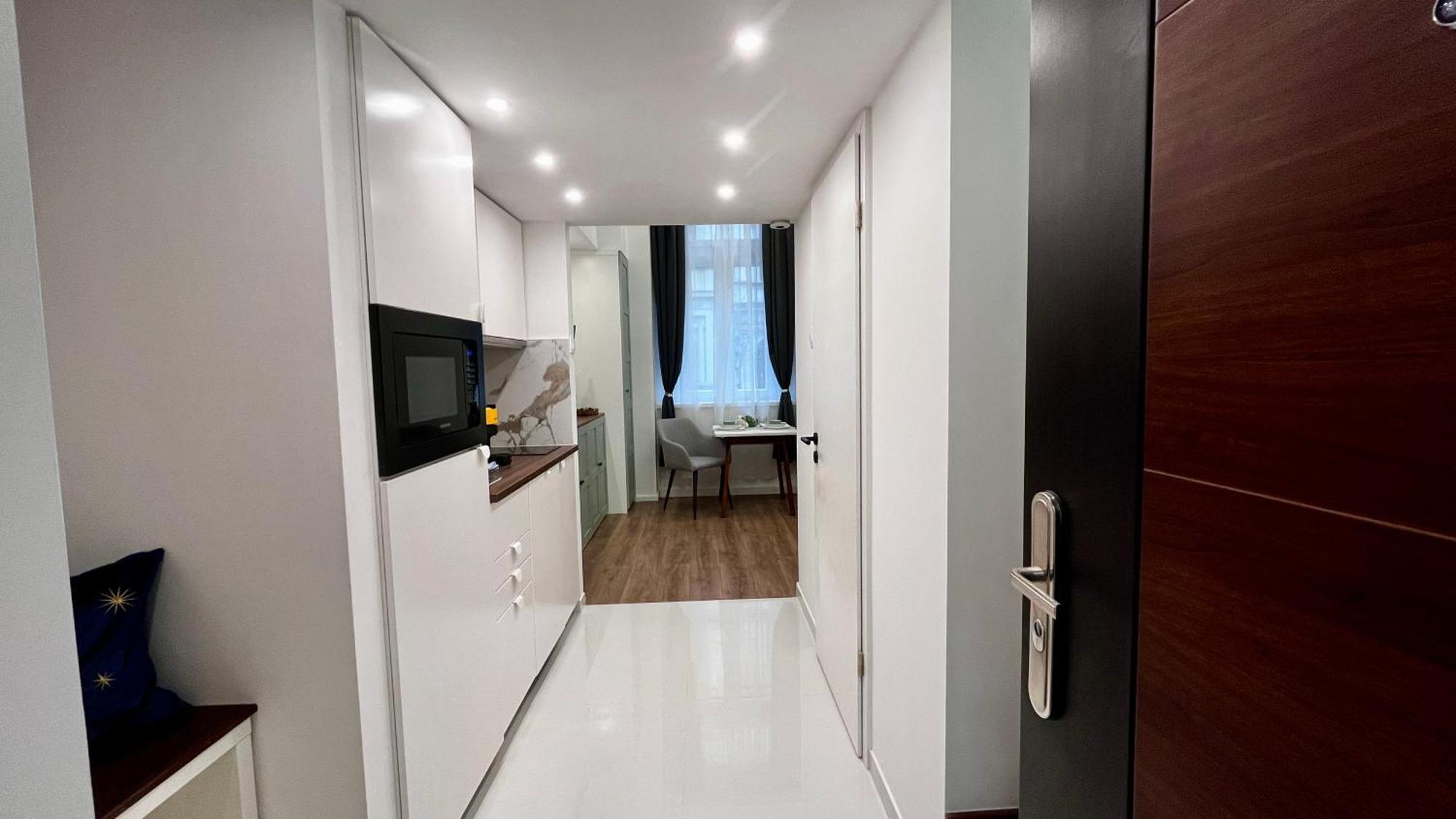 Carina Duplex Apartment- Near Nyugati Metro Line 3