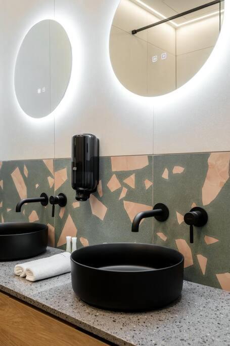A50-balcony-designer No 2 * Budapest