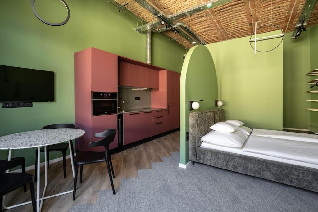 A50-balcony-designer No 2 Appartamento