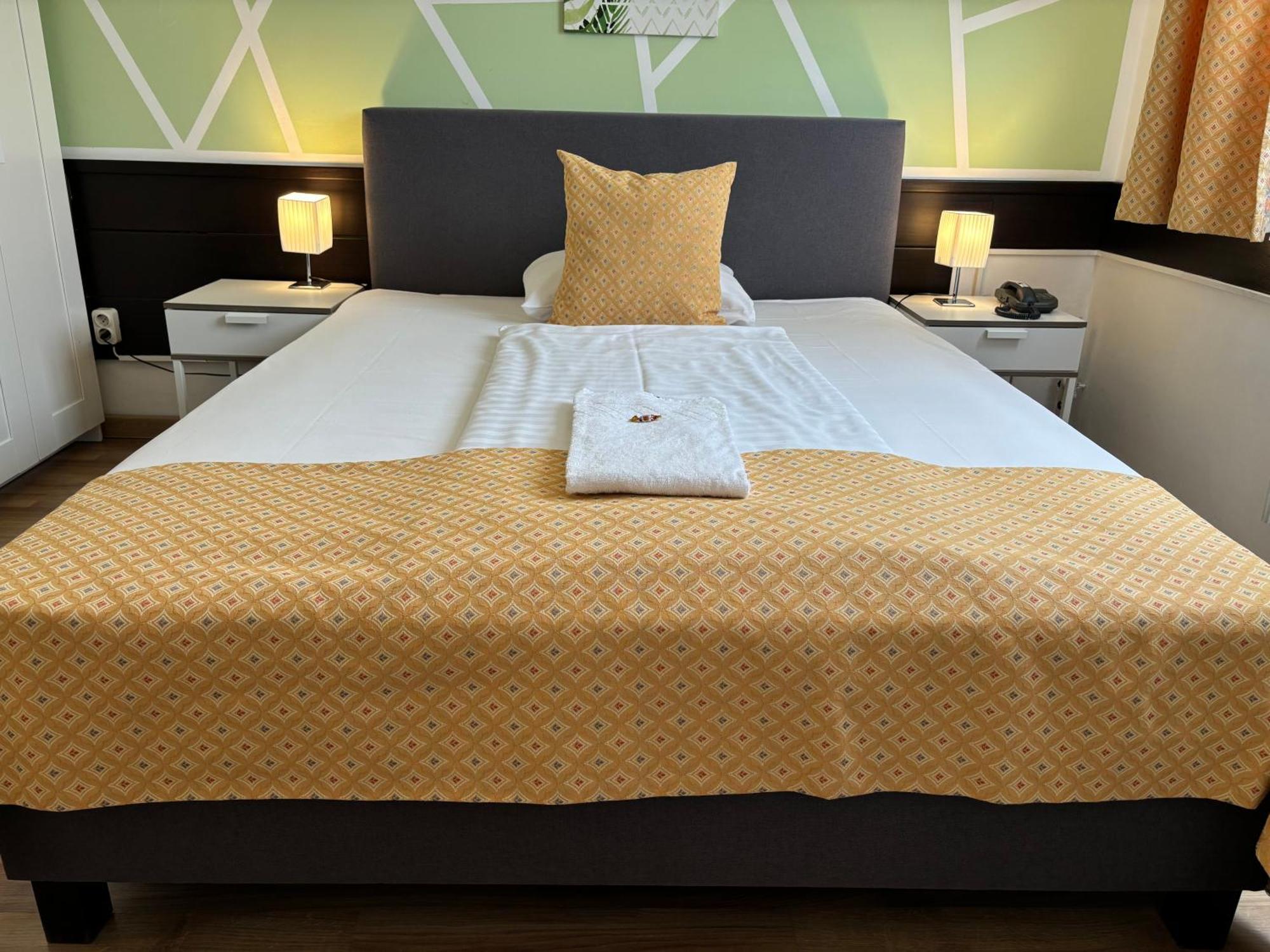 Gloria Center Hotel 3*