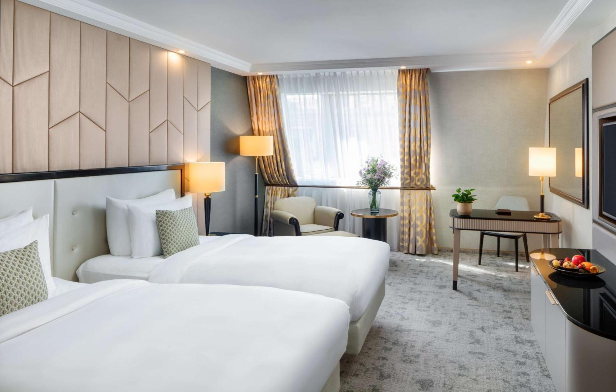 Kempinski Corvinus Hotel