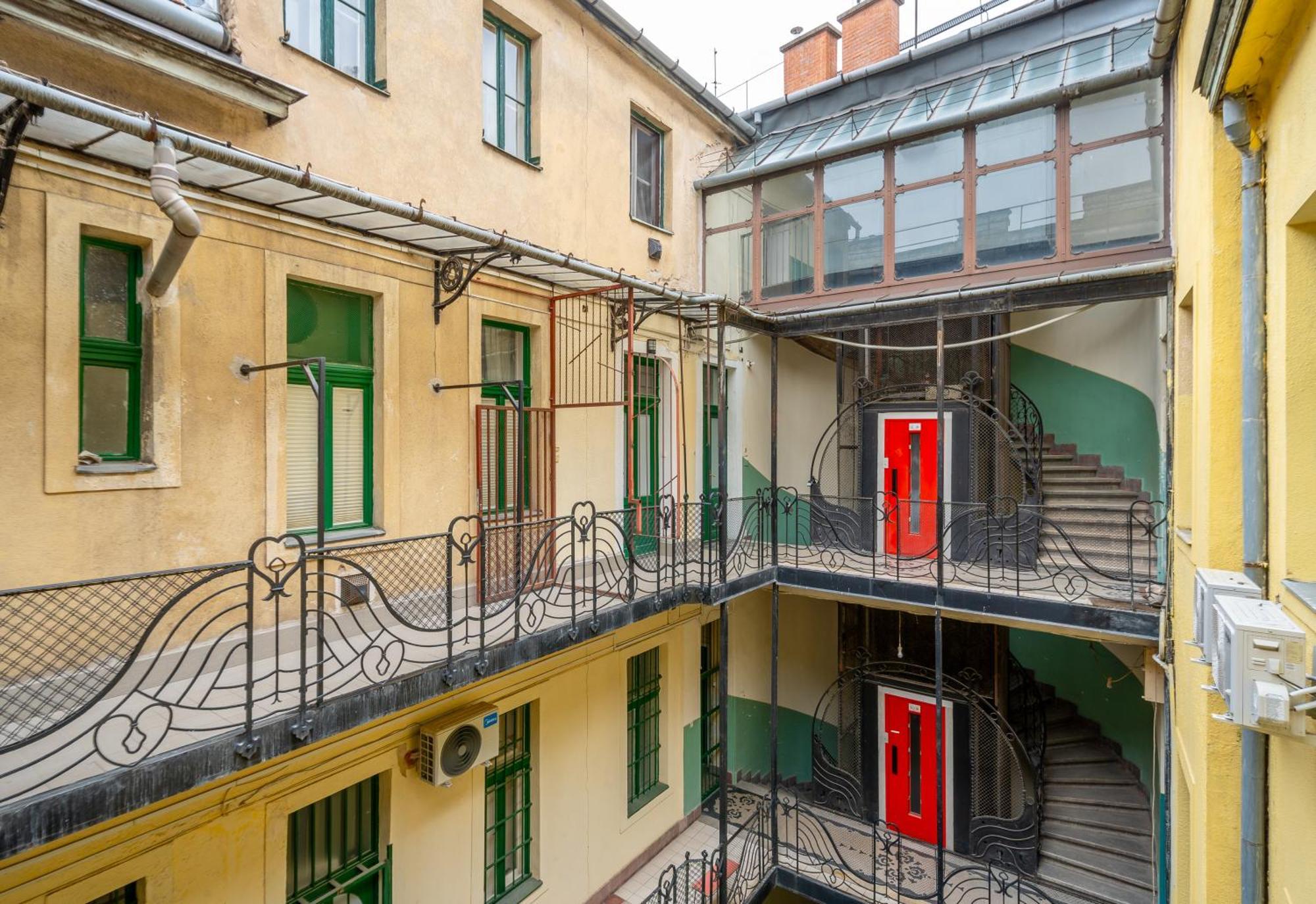 Synagogue 2 Bedroom S162 Budapest