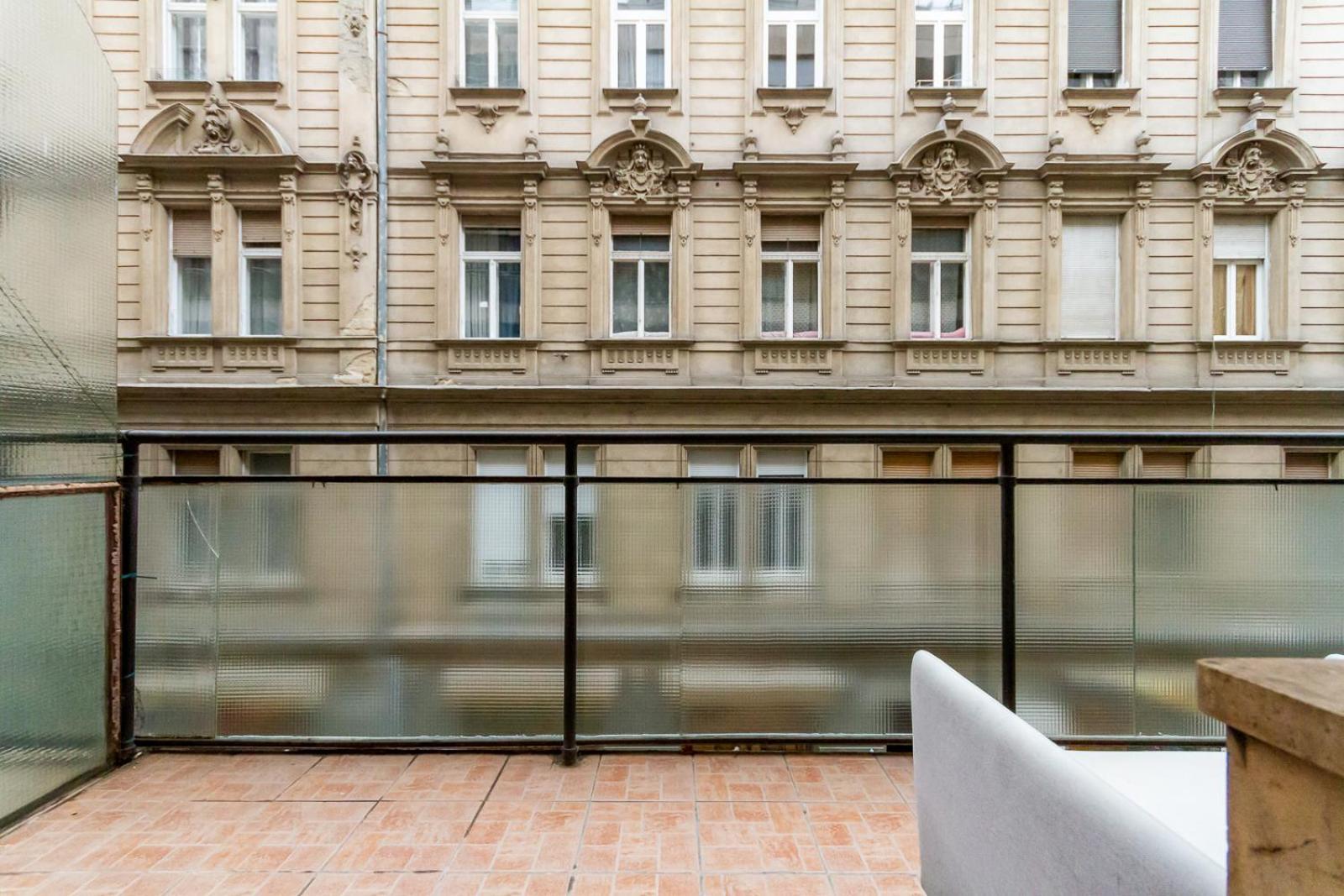 Downtown Charm By Nw Budapest