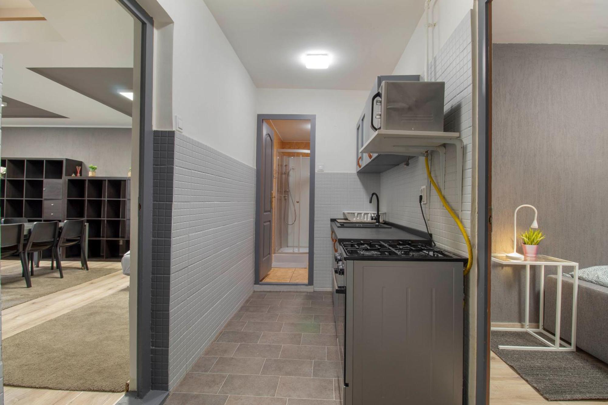 4 2 Bathroom Super Large With Ac *