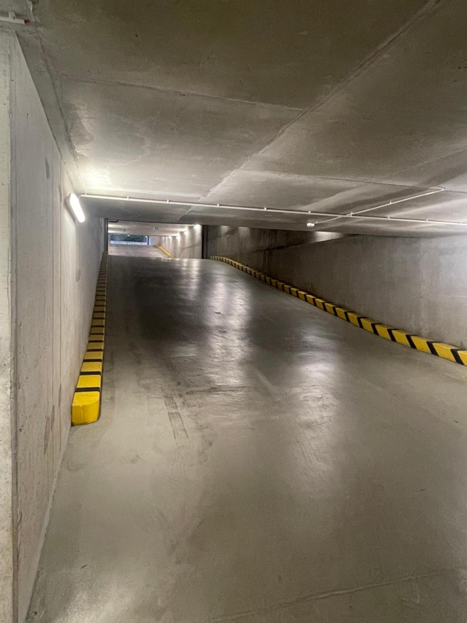 Appartamento Park West Terrace With Private Parking