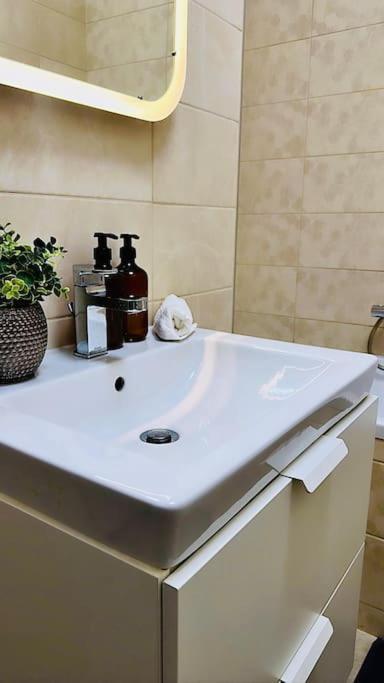 Park West Terrace With Private Parking * Budapest