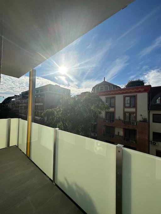 Park West Terrace With Private Parking Appartamento *