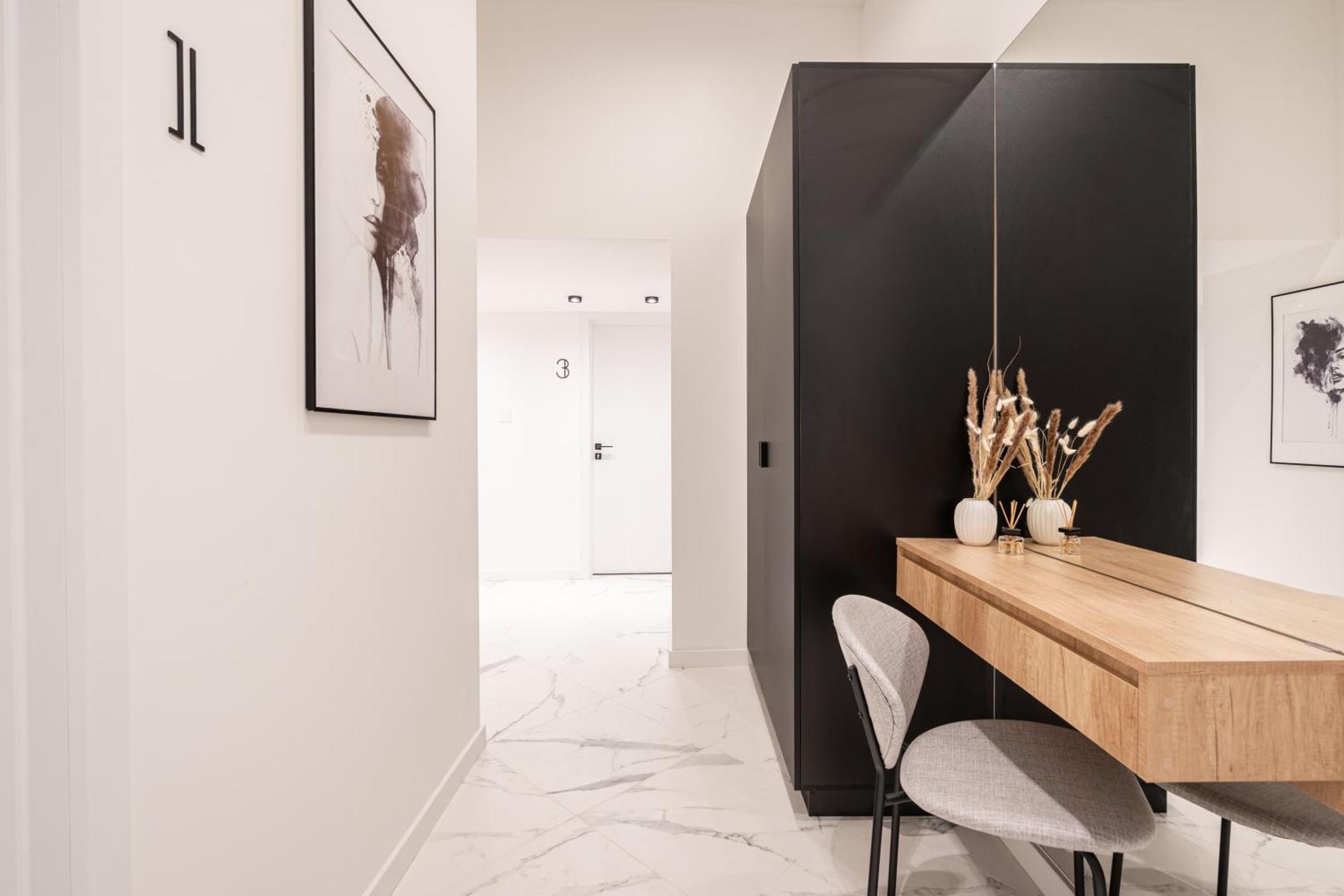 E56 - Grand Boulevard Heritage - Location By Bqa Apartamento