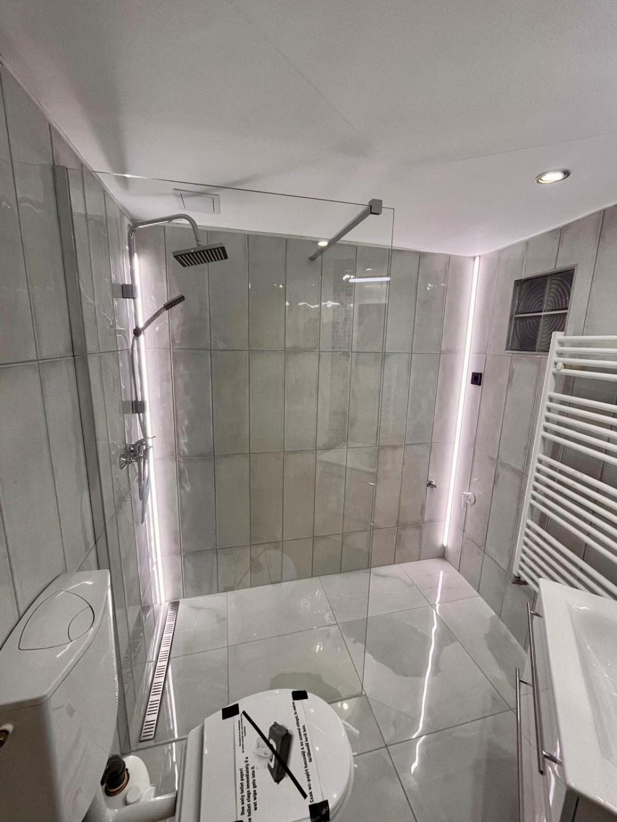 Apartment Kalvaria With Balcony, Free Parking And Ac *
