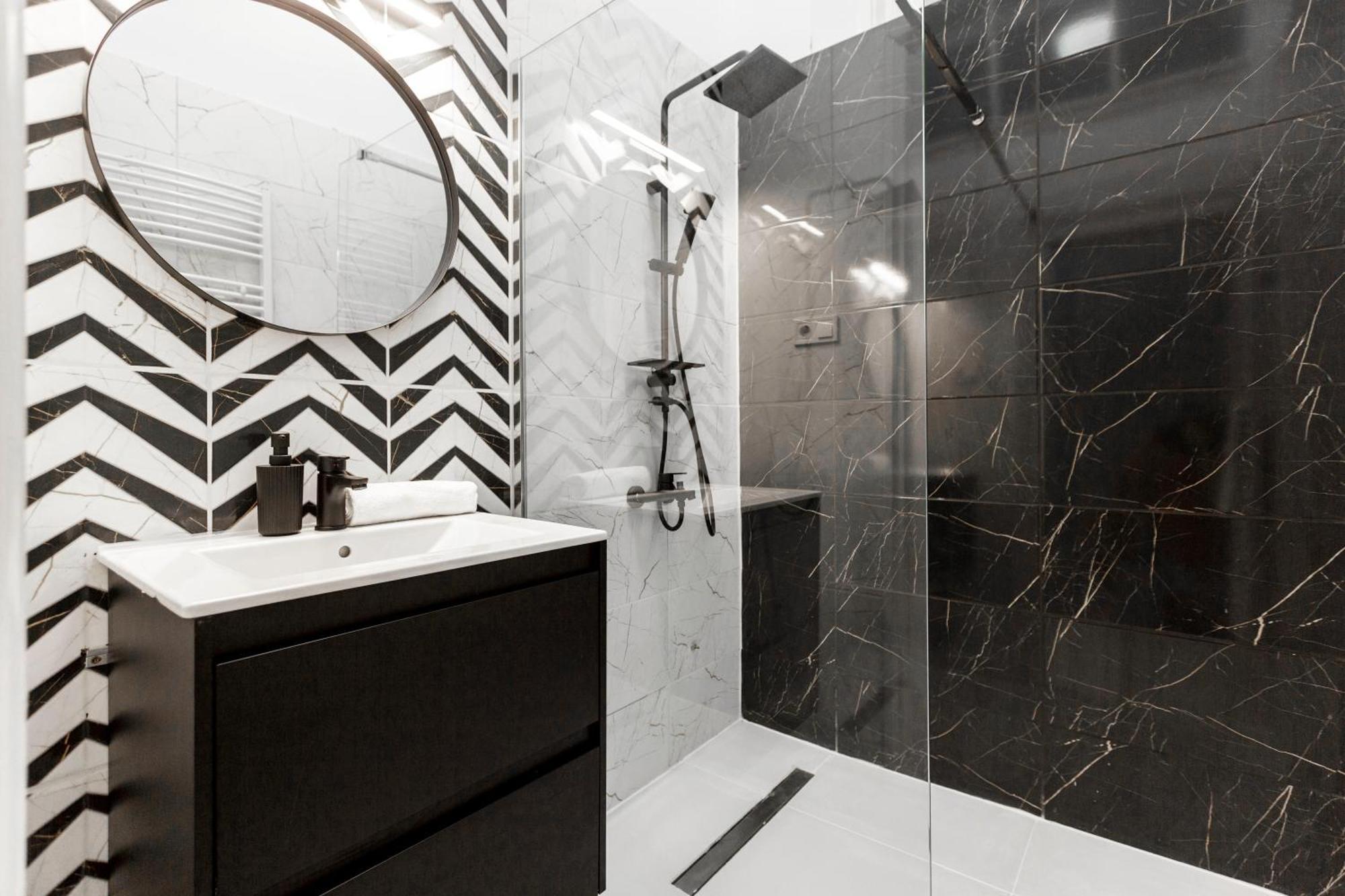 Luxurious Prestige Next To The New York Cafe Appartement