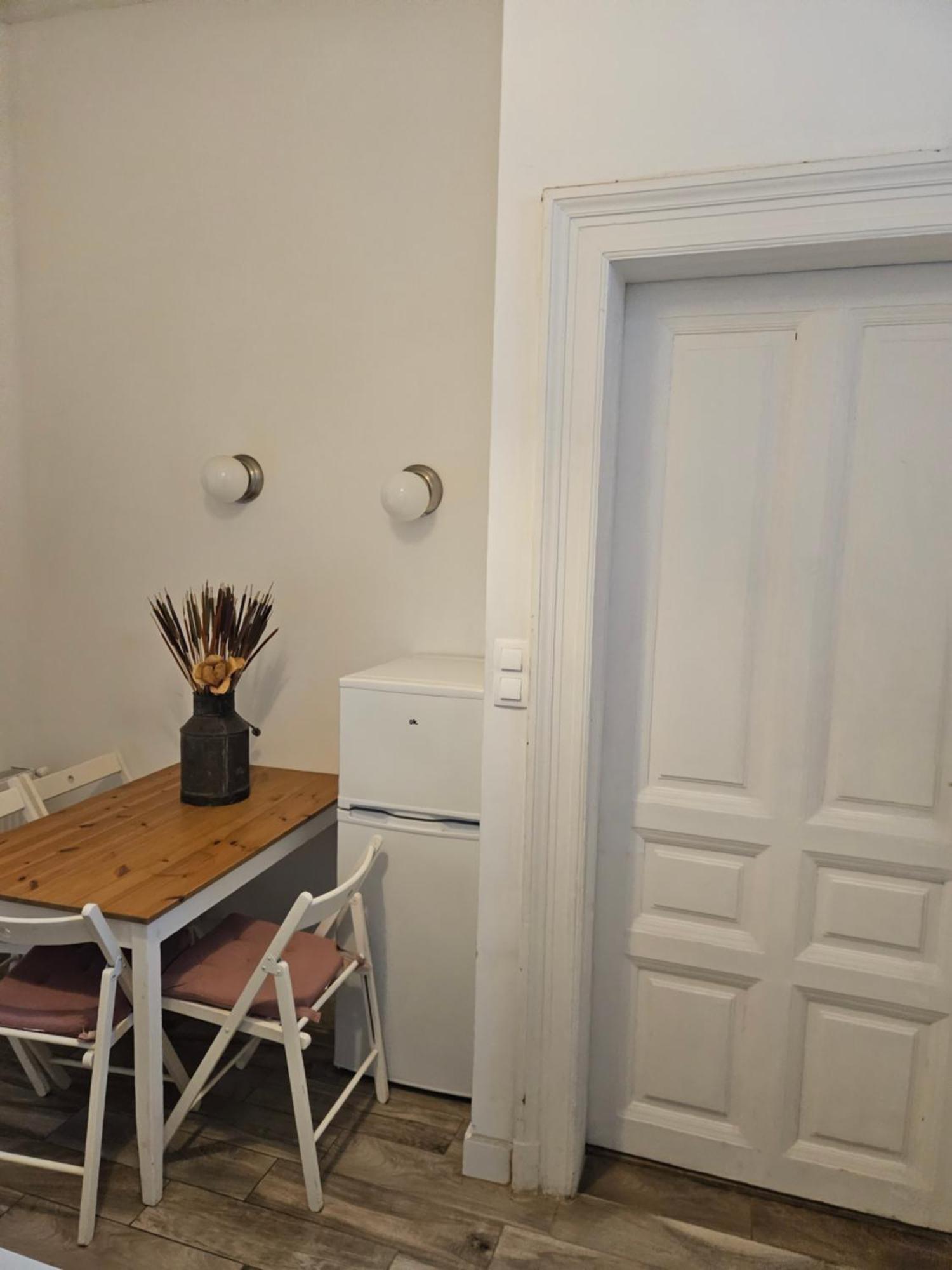 Vibe Hostal