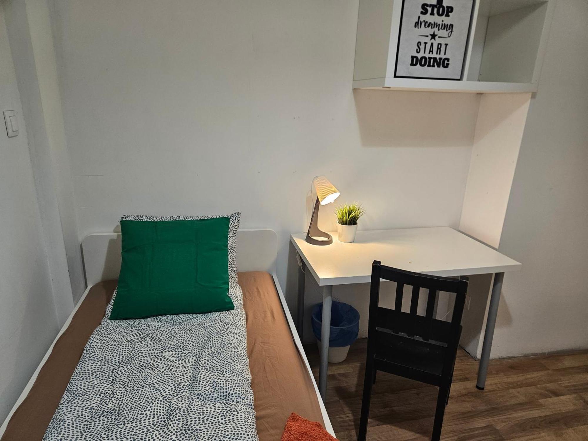 Vibe Hostal