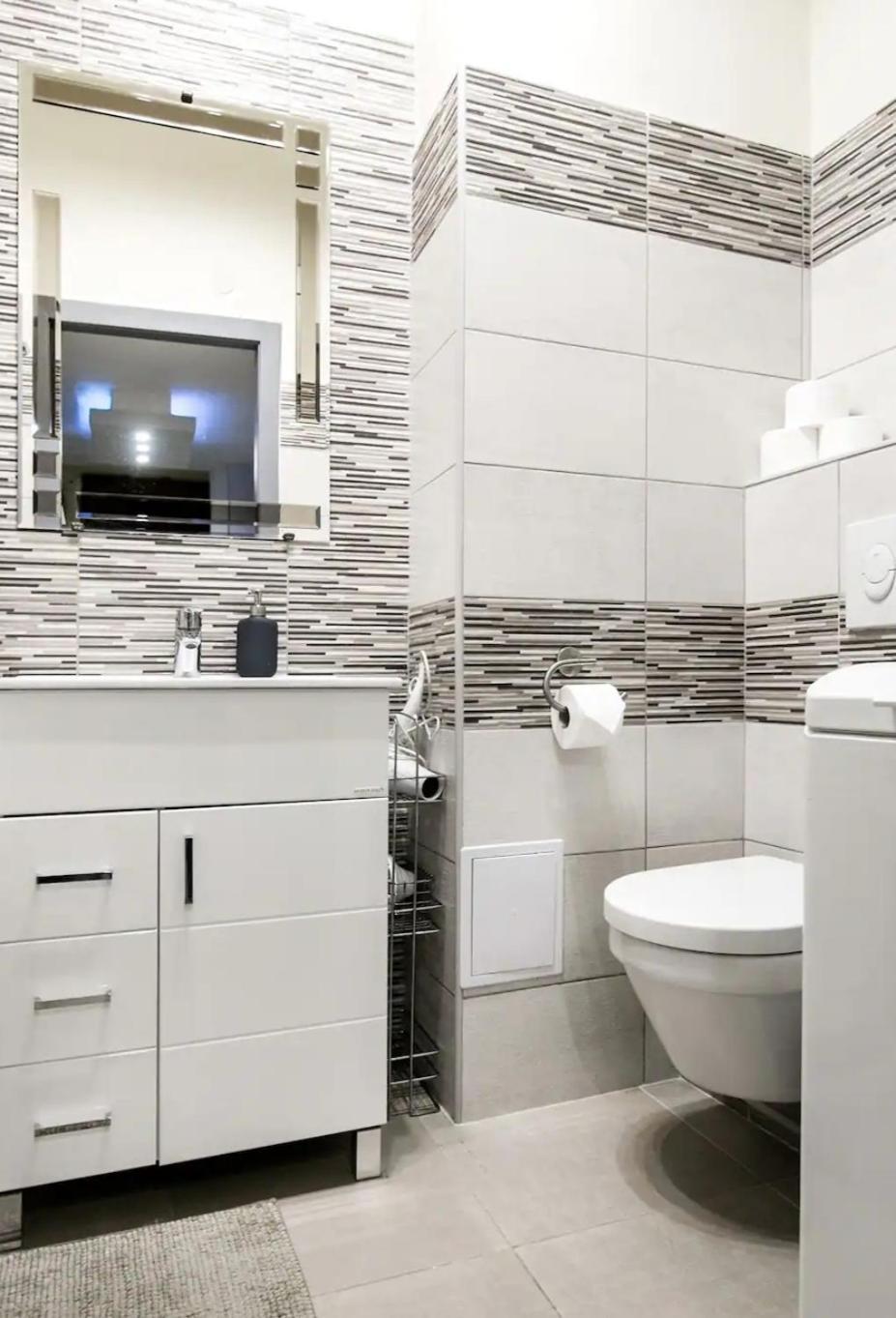Apartmán W46 - With 3 Bedrooms 2ac Max8 In Centrum Budapest