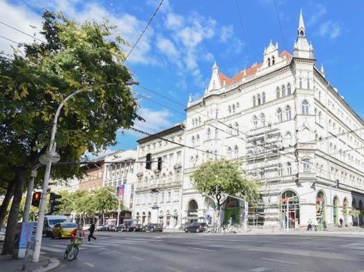Apartmán W46 - With 3 Bedrooms 2ac Max8 In Centrum Budapest
