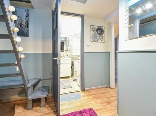 W46 - With 3 Bedrooms 2ac Max8 In Centrum