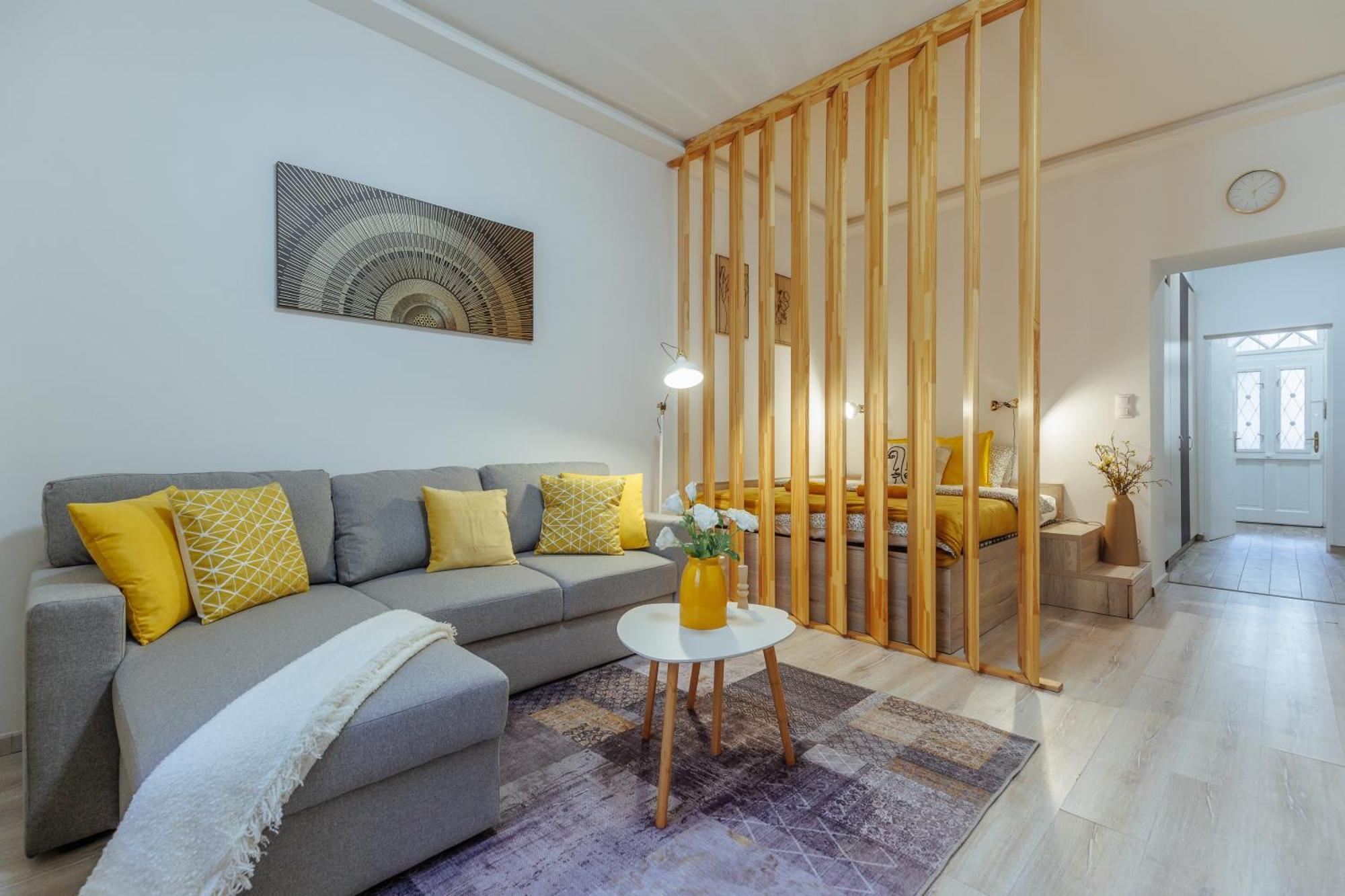 Rise & Shine Apartment