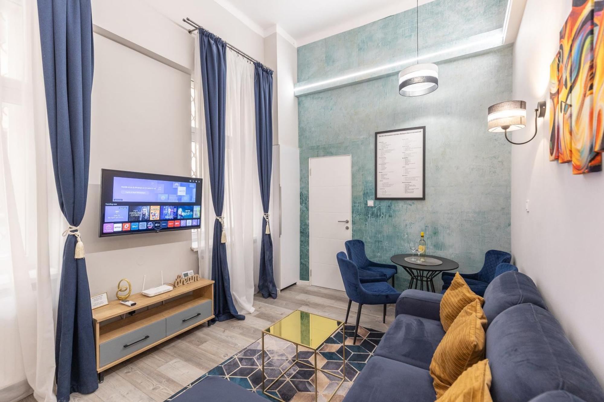 Lucky 54 * Budapest