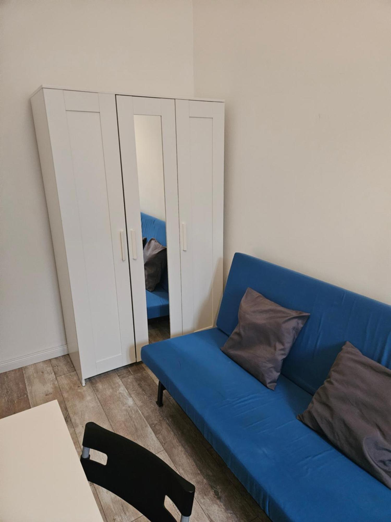 Hostel Near To Bohem Center