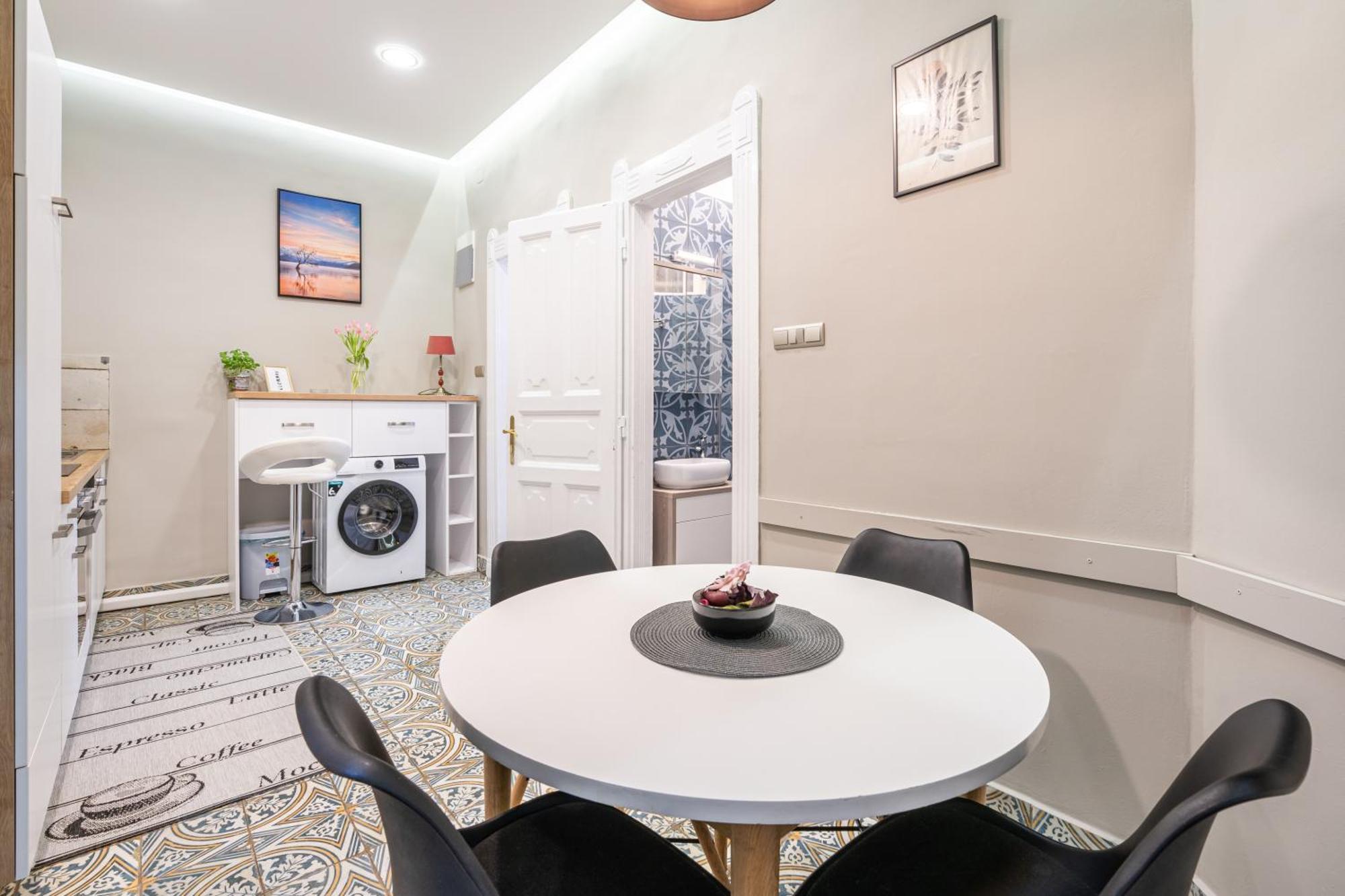 Sea Holly - With Perfect Location 2 Separate Bdrms Apartamento