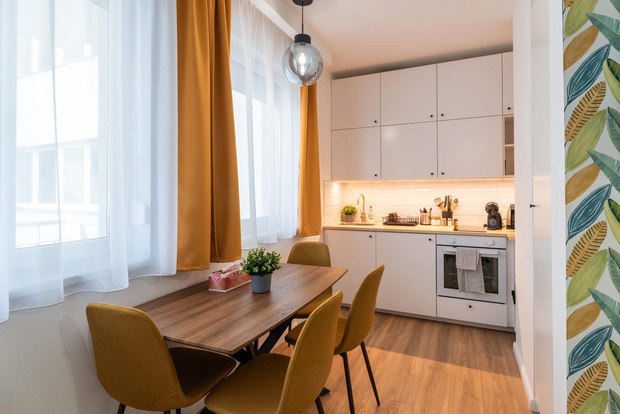 Party & Chill - Downtown Center With Big Balcony And Ac Appartamento *