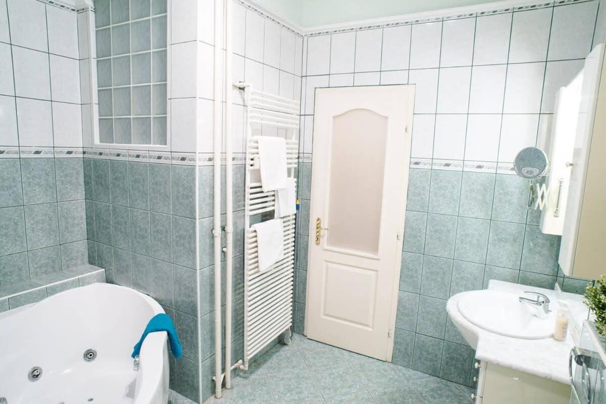 Apartman Ultra Spacious In Vaci Street *