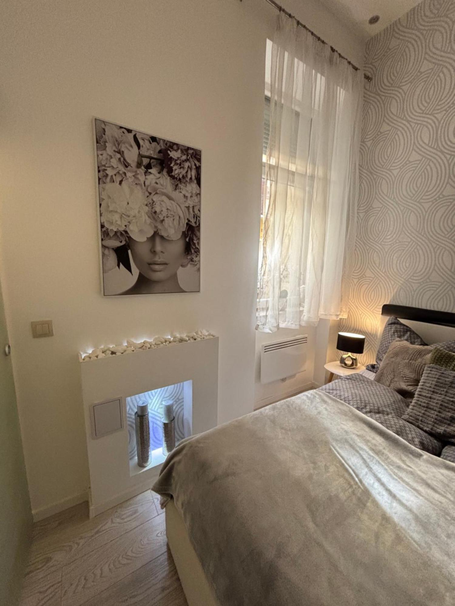 White Luxury * Budapest