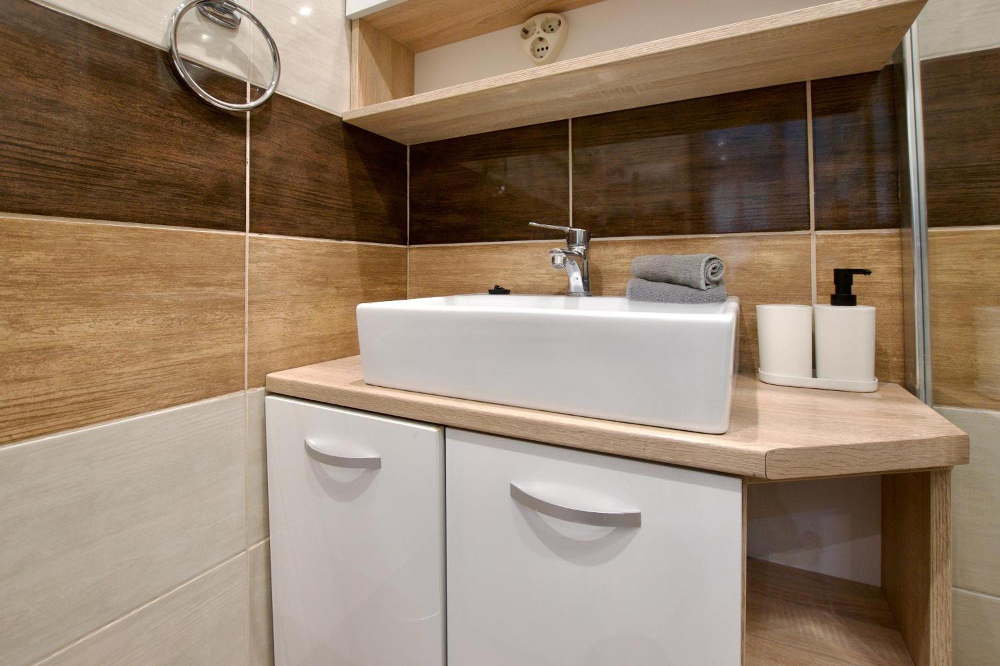 Standard By Hi5- In Appartement