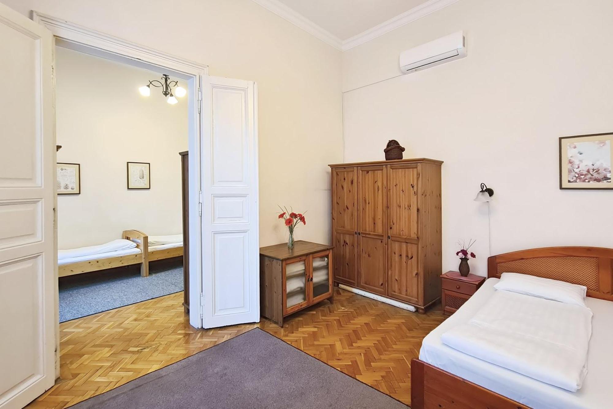 Fireplace Holidays Apartman Budapest