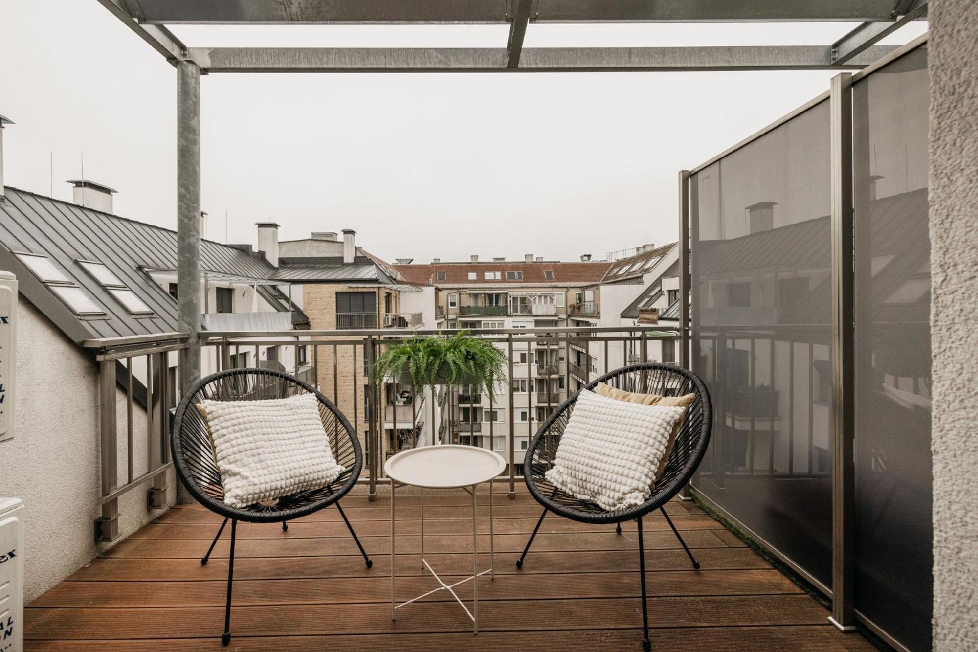 Summit - Penthouse With Parking For Two Budapešť
