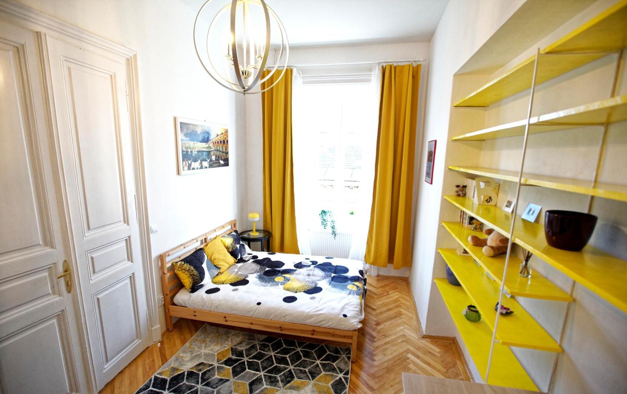 Sunny & Elegant Large Flat Next To Parliament Appartamento