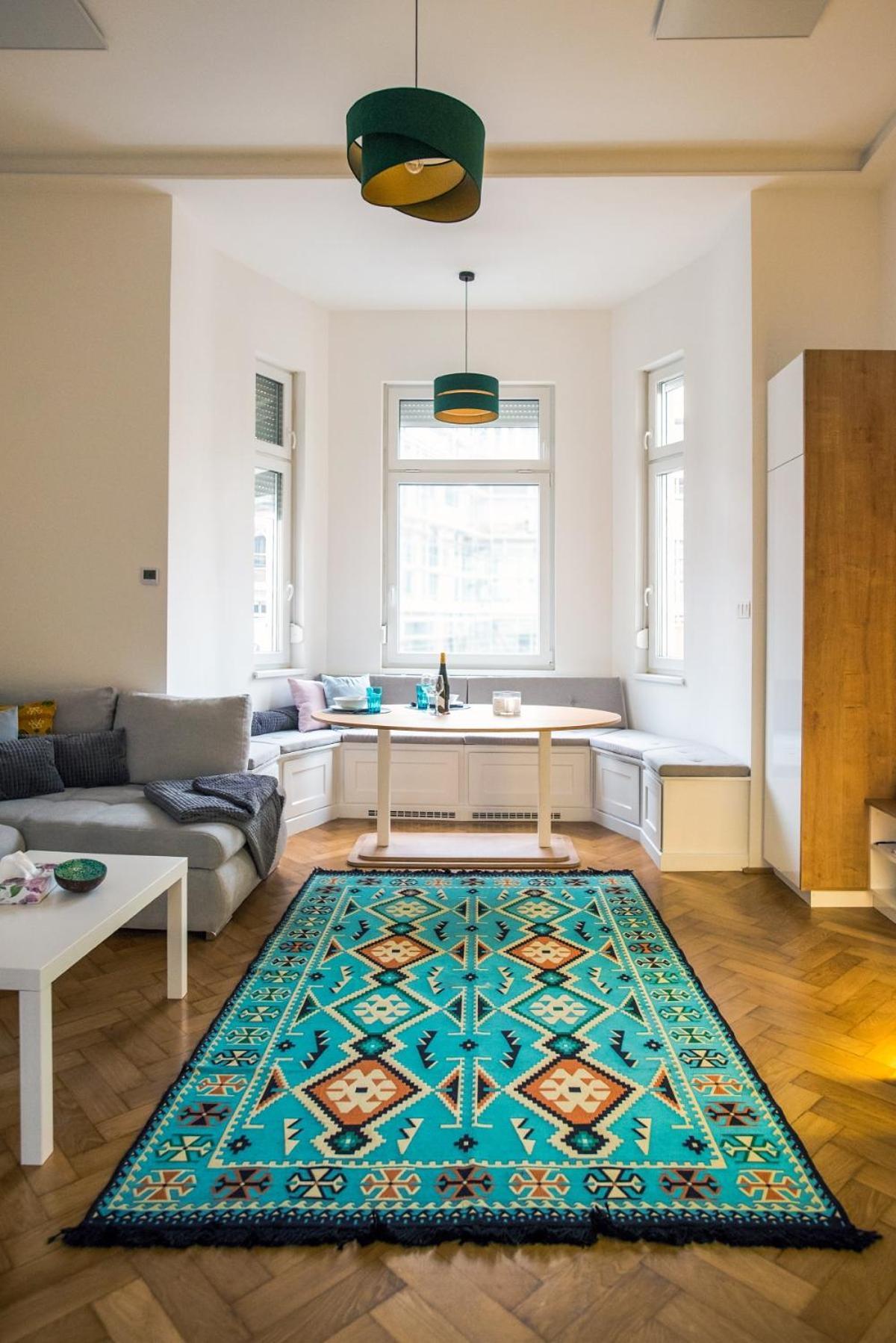Apartment Tgi