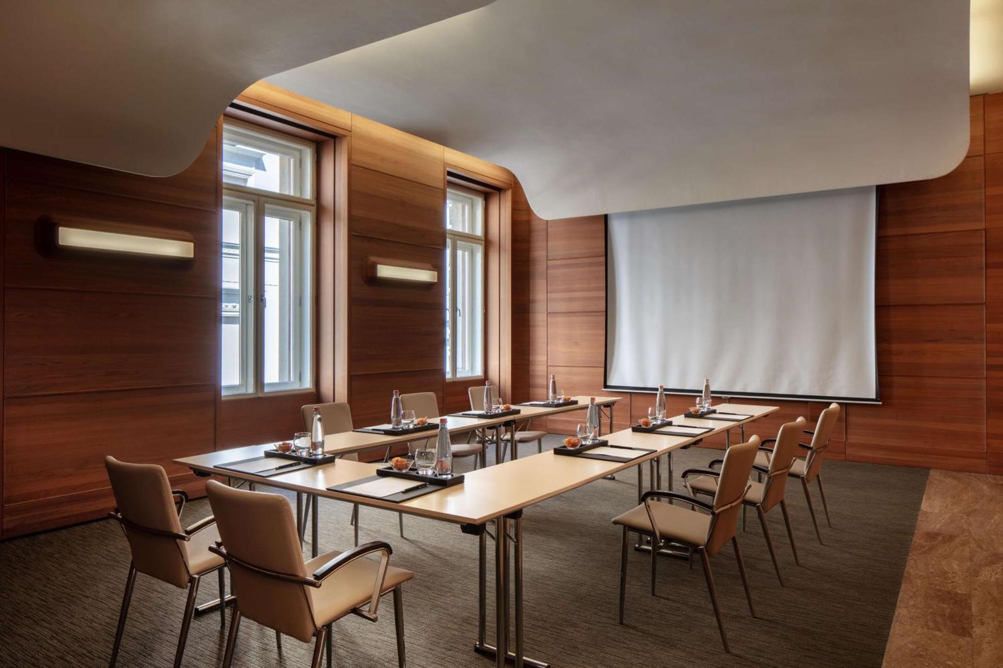 Anantara New York Palace - A Leading Of The World Budapest
