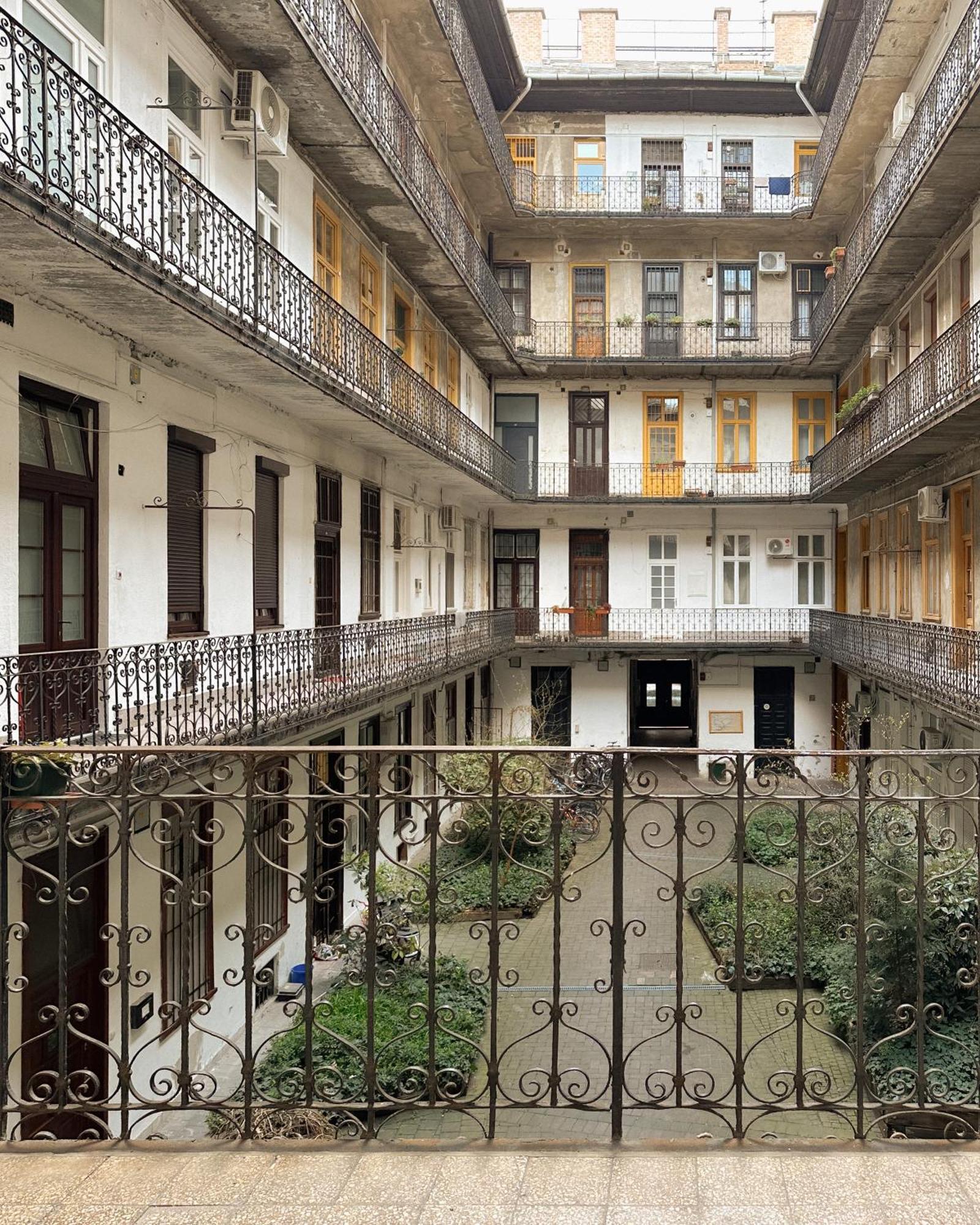New - Golden Apartment Budapest