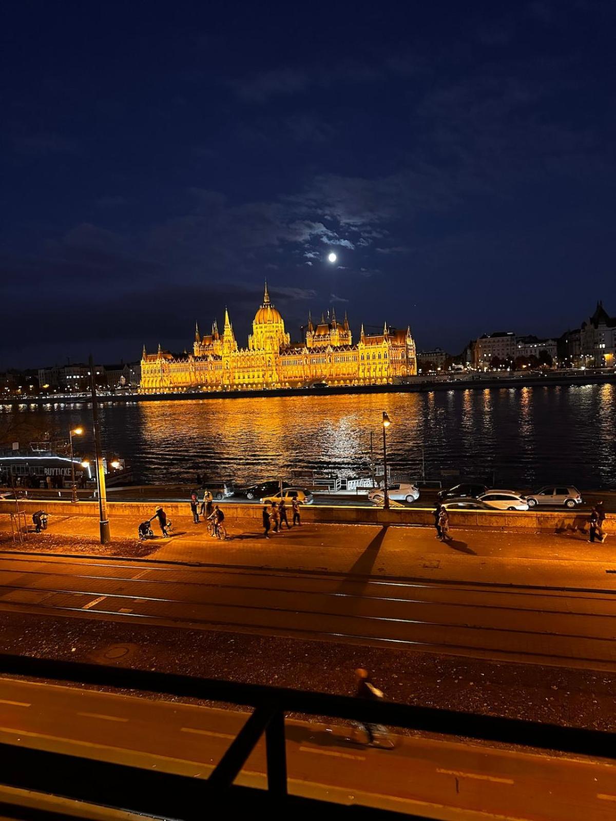 Appartement Klarahome Danube With Parliament View Budapest