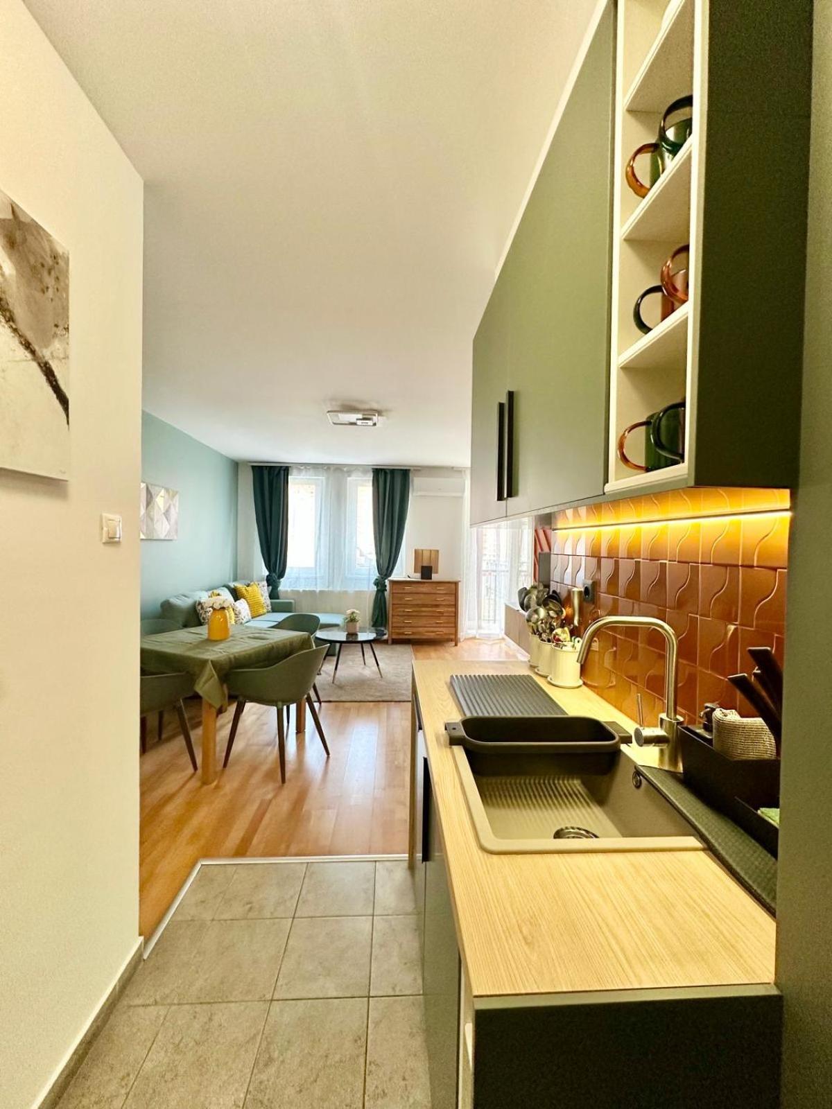 Akacfa By Chivi #freeparking * Budapest