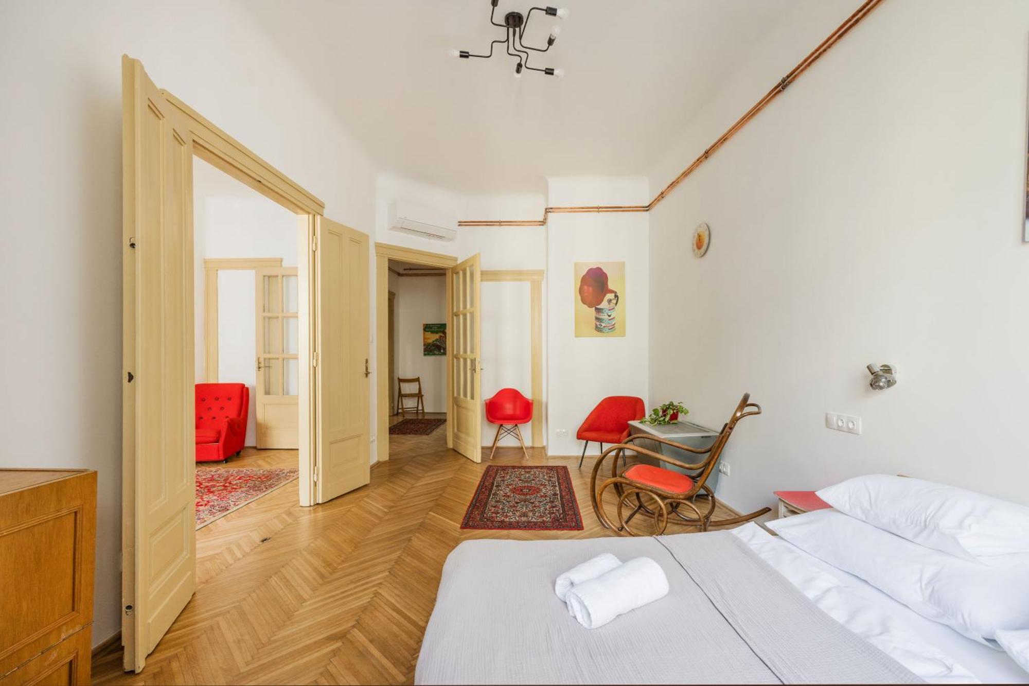 Budapestayz - Baross * Budapest
